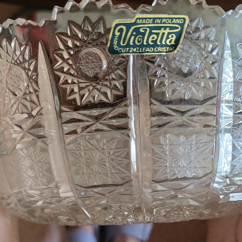 White Elegant Dinnerware Bowl with Intricate Detailing